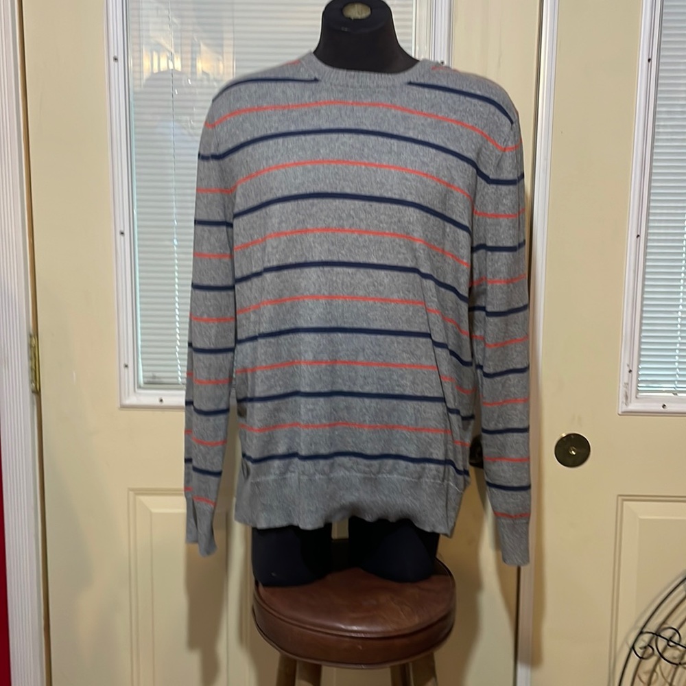 Mens The North Face sweater